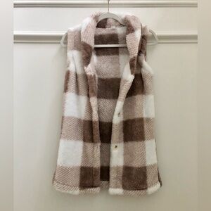 Girls Fuzzy Sleeveless Plaid Fleece Vest Jacket